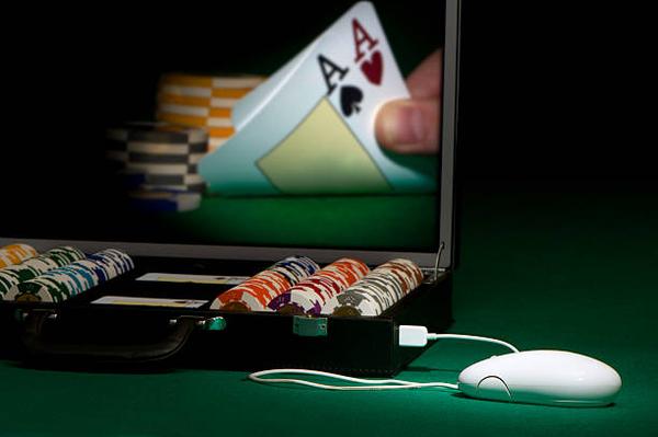 What Makes online casinos Singapore Stand Out Today For players checking platform features