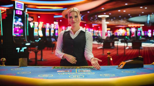 Examining the fine print on online casino sites